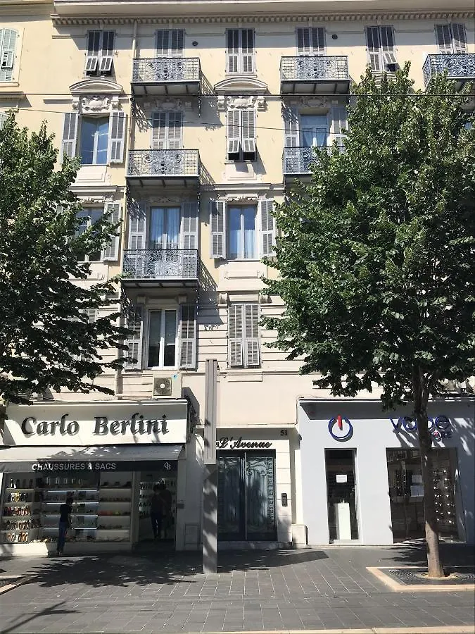 ** Hotel apartamentowy Studios Floreal Nicea Francja