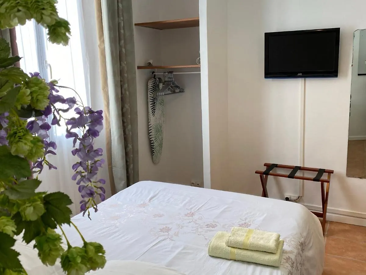 Studios Floreal Nice Aparthotel
