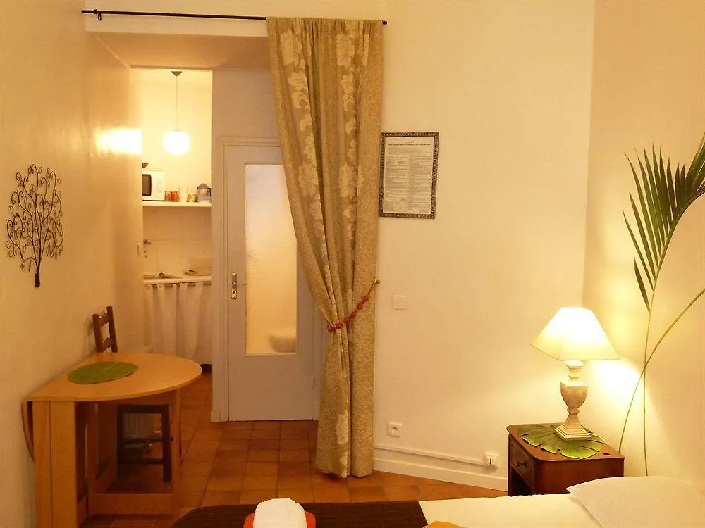 Aparthotel Studios Floreal Nice